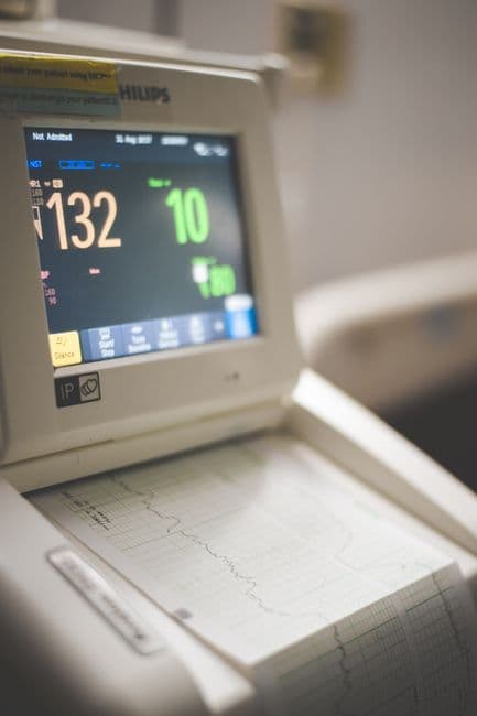 Mindray iPM-9800 — Monitor multiparamétrico veterinario usado